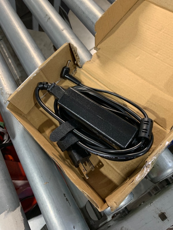 Photo 1 of 65W/45W Laptop Ac Adapter Charger for Lenovo IdeaPad Yoga 13 13-2191;Thinkpad T430 T440 T440S T440P T450 T460 T460S T540P T560 E440 E450 E550 E560 G50 G50-45 G50-70 G50-80 Z50 Power Supply Cord Plug