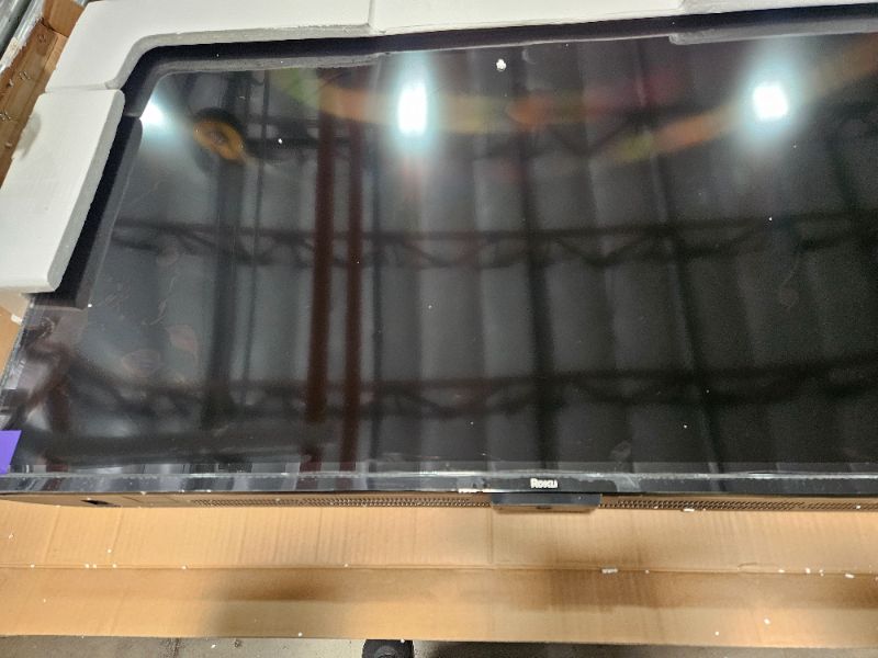 Photo 1 of ** Broken screen, Final sale ** Roku Smart TV – 55-Inch Select Series 4K HDR RokuTV with Roku Enhanced Voice Remote, Brilliant 4K Picture, Automatic Brightness, & Seamless Streaming – Live Local News, Sports, Family Entertainment