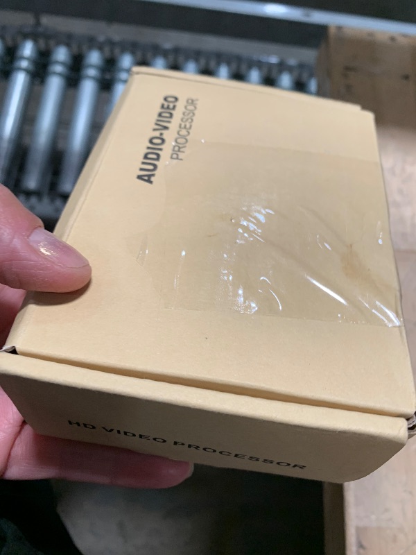 Photo 1 of Bi-Directional 8K USB C Switch USB C Switcher for 2 Computers, 8K@60Hz/4K@120Hz USB C KVM Switch Splitter with 2 USB-C Cables, for 100W Charging+10Gbps Data+Video Transfer