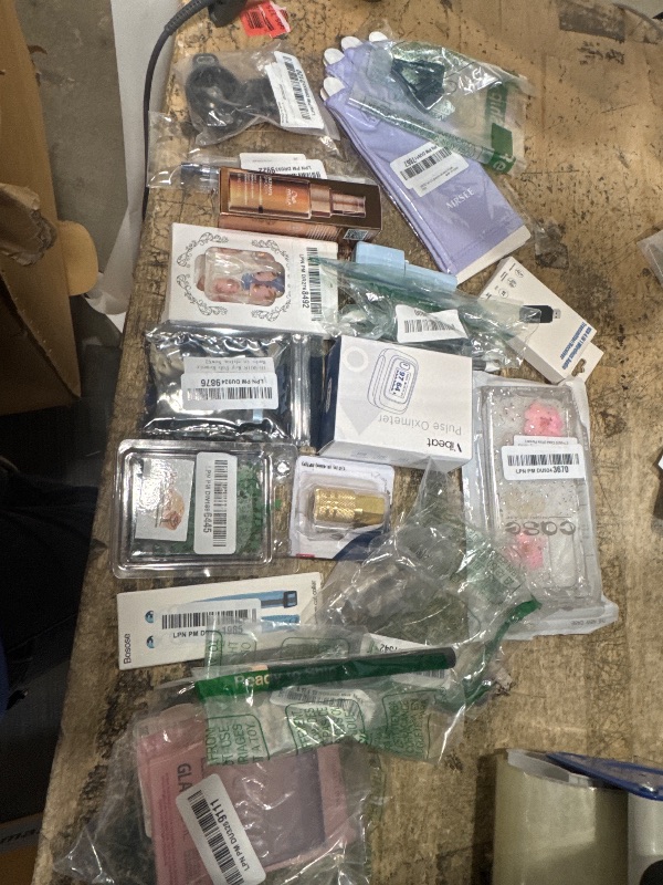 Photo 1 of *NON REFUNDABLE* BUNDLE OF ASSORTED ITEMS (ITEMS:18) 