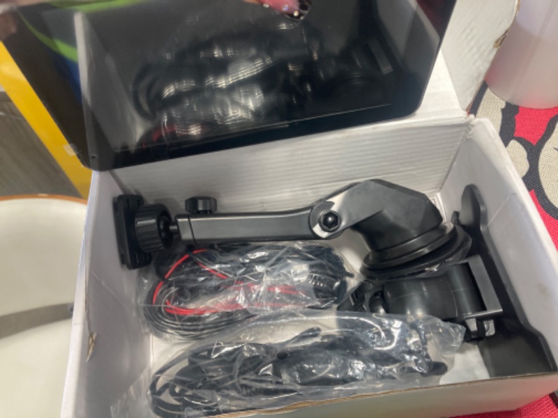 Photo 1 of FOR PARTS •  Apple Carplay Wireless Portable 7" Touchscreen Car Stereo Voice Control with Apple Car Play & Android Auto Car Audio Backup Camera Bluetooth GPS Navigation/Mirror Link Fits All Cars
