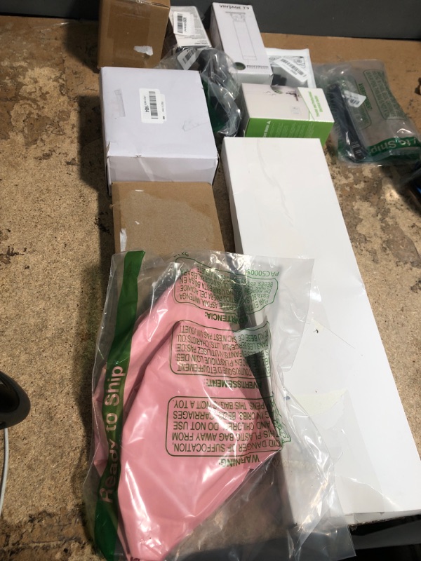 Photo 1 of **FINAL SALE BUNDLE OF MISCELLANEOUS ITEMS NON-REFUNDABLE**