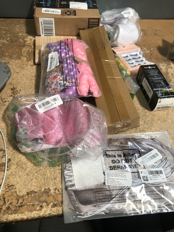 Photo 1 of **FINAL SALE BUNDLE OF MISCELLANEOUS ITEMS NON-REFUNDABLE**