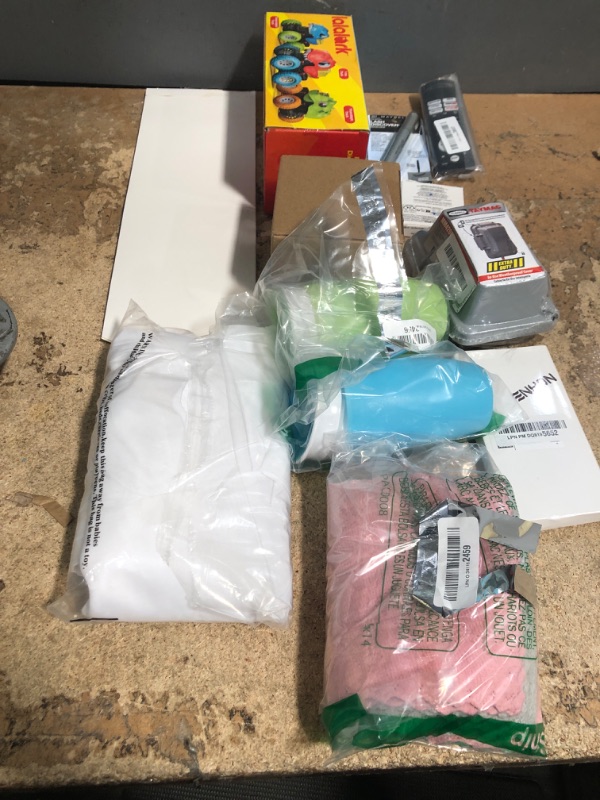 Photo 1 of **FINAL SALE BUNDLE OF MISCELLANEOUS ITEMS NON-REFUNDABLE**