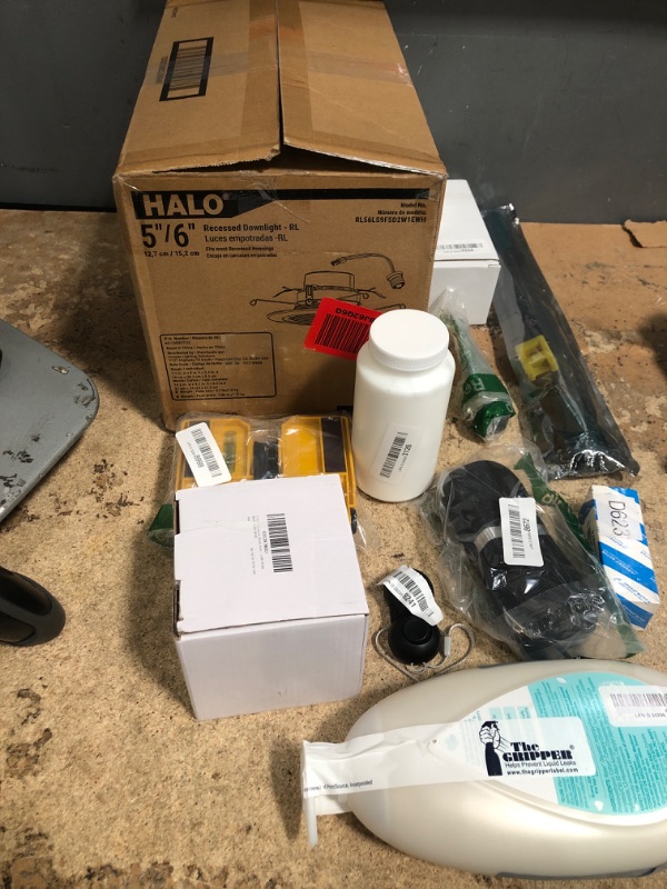 Photo 1 of **FINAL SALE BUNDLE OF MISCELLANEOUS ITEMS NON-REFUNDABLE**