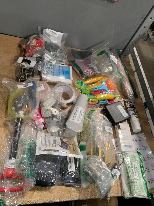 Photo 1 of ** SOLD AS IS BUNDLE OF HOME GOODS AND MISCELLANEOUS ITEMS FINAL SALE** 
