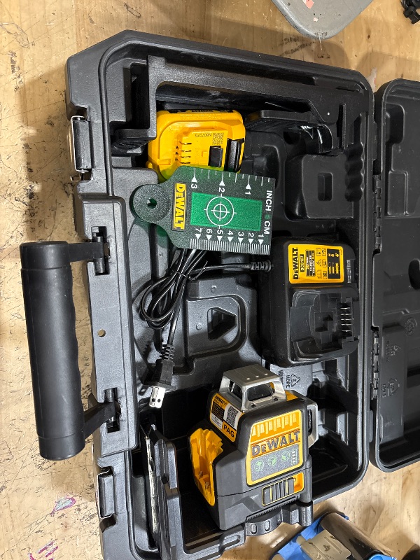 Photo 1 of DEWALT 12V MAX Laser Level, Green Line Laser, 3-Way, 360 Degree Professional Laser, Cordless/Rechargeable (DW089LG)