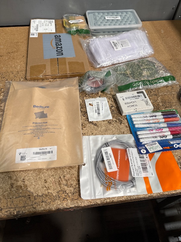 Photo 1 of **FINAL SALE BUNDLE OF MISCELLANEOUS ITEMS NON-REFUNDABLE**