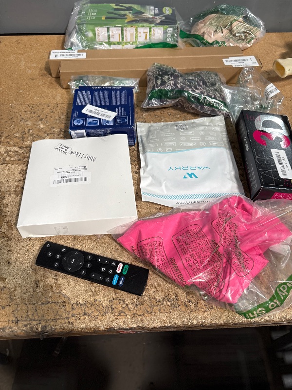 Photo 1 of **FINAL SALE BUNDLE OF MISCELLANEOUS ITEMS NON-REFUNDABLE**