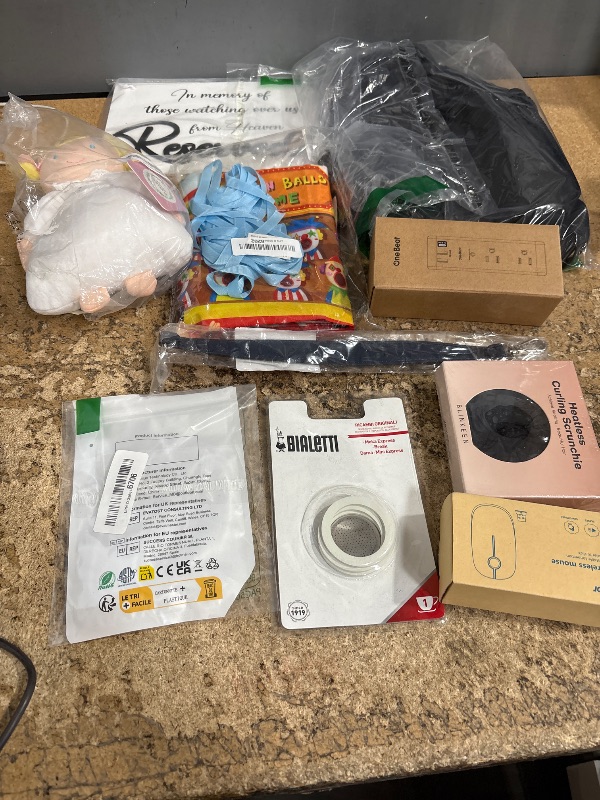Photo 1 of **FINAL SALE BUNDLE OF MISCELLANEOUS ITEMS NON-REFUNDABLE**