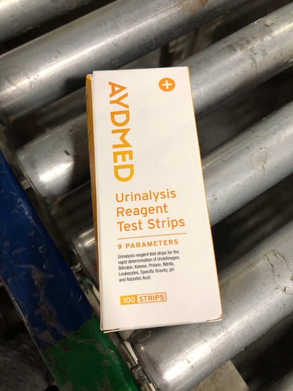 Photo 1 of 100 x AYDMED 9-in-1 UTI Test Strips | 9 Parameter Urine Test Strips for Leukocytes, Nitrite, Specific Gravity, pH, Protein, Urobilinogen, Bilirubin, Ketone & Ascorbic Acid | FSA & HSA Eligible
