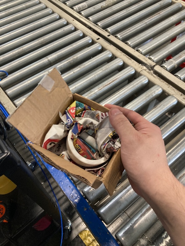 Photo 1 of **Broken***LEETOYI Porcelain Small Mortar and Pestle, Ceramic Herb Grinder Pill Crusher Set, 3 inch White