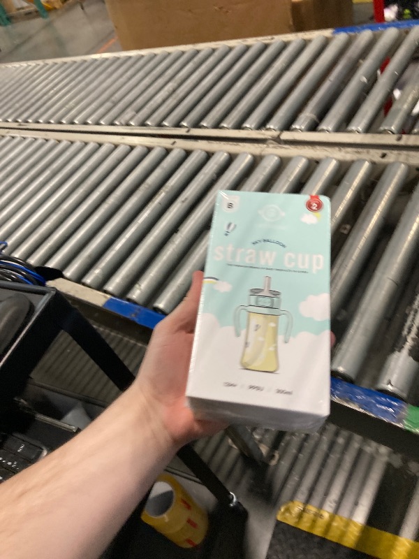 Photo 1 of ***Factory Seal*** GROSMIMI Flip Top Spill Proof Sippy Cup, PPSU, BPA Free, 10 oz, Stage 2 Straw for Toddlers (Air balloon)