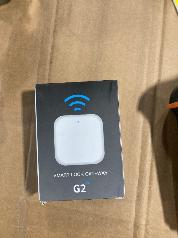 Photo 1 of Veise G2 Gateway, Smart Deadbolt WiFi Gateway, Remote Control, Compatible with DD Lock APP and TT Lock APP Remote Control