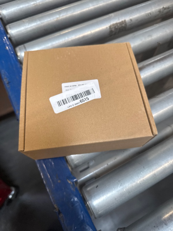 Photo 1 of 124462-000-805 Glass Blender Jar Lid Replacement 110404-000-805 Fits for Oster Blender Jars that Measure 5 1/2" at the Top -White