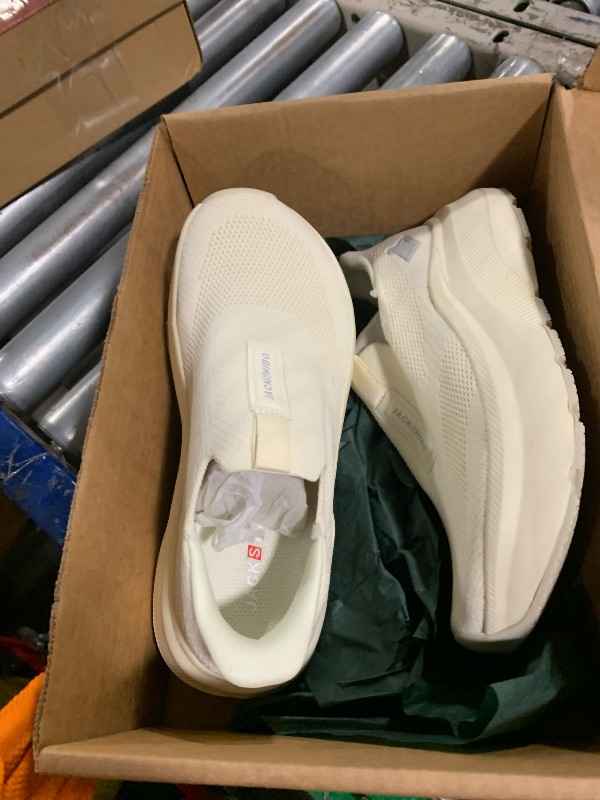 Photo 1 of ** DIRTY** JACKSHIBO Women's Wide Toe Box Slip in Free up Hands Shoes Arch Support Orthopedic Plantar Fasciitis Slip On Walking Sneakers Beige Size 7