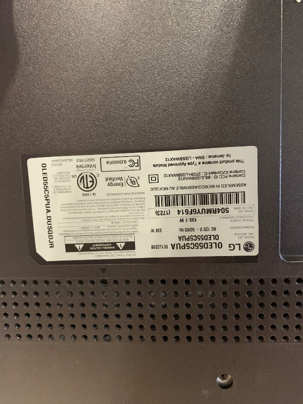 Photo 1 of **** VERY USED ********* LG 55-Inch Class OLED evo AI 4K C5 Series Smart TV w/Dolby Atmos, Dolby Vision, HDR10, AI Super Upscaling 4K, Filmmaker Mode, Wow Orchestra, Alexa Built-in (OLED55C5PUA, 2025)