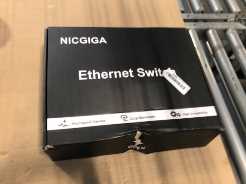 Photo 1 of ***USED-FOR PARTS AS IS**
8 Port 5G Ethernet Switch Unmanaged,with 8X 5Gb Base-T Ports, NICGIGA 5Gbps Network Switch Easy for 5G NAS,PC,WiFi7 Router,5G Adapter/NIC. Desktop or 19-inch Rack Mount, Plug and Play.