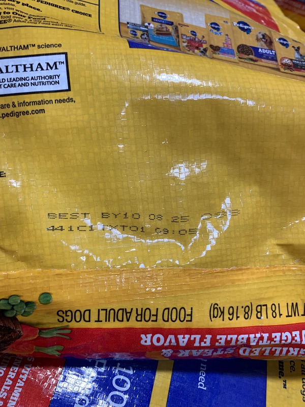 Photo 1 of ** FULL PALETTE - NO RETURNS - LAST SALE ** Pedigree Complete Nutrition Adult Dry Dog Food, Grilled Steak & Vegetable Flavor, 18 lb. Bag ** DIFFERENT EXPIRATION DATES **