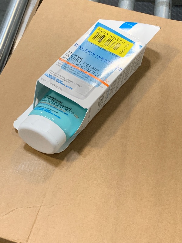 Photo 1 of La Roche-Posay Toleriane Double Repair Matte Moisturizer SPF 30, Lightweight Daily Face Moisturizer for Oily Skin & Combination Skin, With Niacinamide & Vitamin B3, Oil Free, Fragrance Free