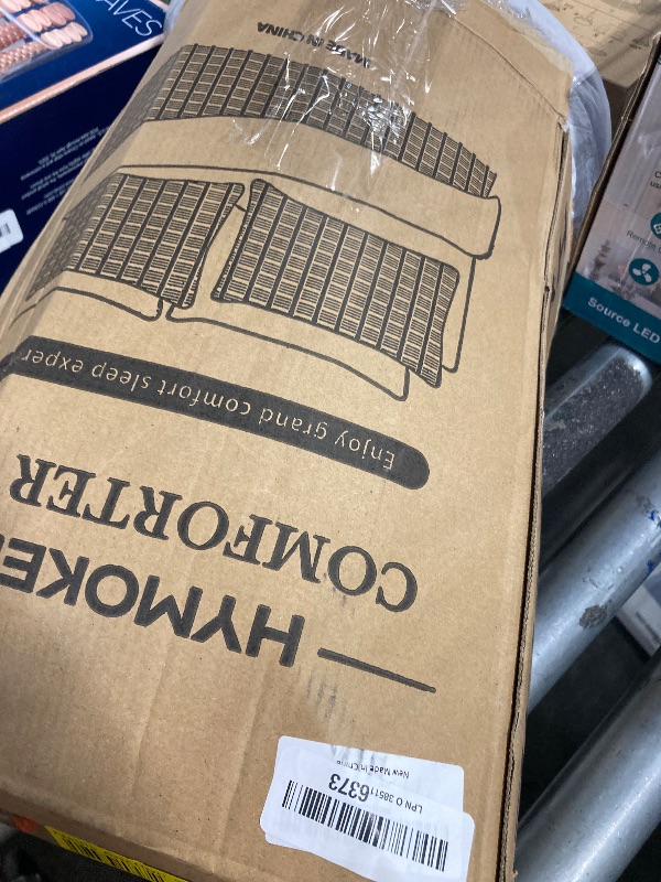 Photo 1 of ** COMFORTER ONLY ** HYMOKEGE Light Grey Twin XL Comforter Set Seersucker 5 Pieces, All Season Luxury Bed in a Bag for Bedroom, Bedding Set with Comforter, Sheets, Pillowcase & Sham     