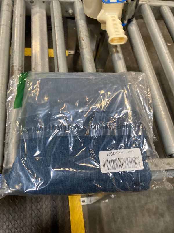 Photo 1 of ***RIPPED**Wrangler Women's Retro High Rise Trouser Jean, Sara, 28W x 34L