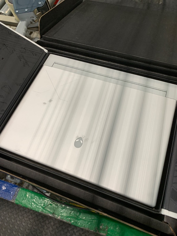 Photo 1 of Alienware X16 R1 Gaming Laptop - 16-inch QHD+ 240Hz 3ms Display, Core i9-13900HK, 32GB LPDDR5 RAM, 1TB SSD, NVIDIA GeForce RTX 4080 12GB GDDR6, Windows 11 Home, Premium Support - Lunar Silver