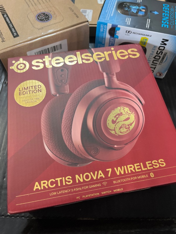 Photo 1 of *** NO CHARGER***SteelSeries Arctis Nova 7 Wireless Multi-Platform Gaming Headset – Dragon Edition – Two Speaker Plate Sets — Dual Wireless 2.4GHz & Bluetooth – 38 HR Fast Charge Battery – PC, PS, Mac, Mobile, Switch