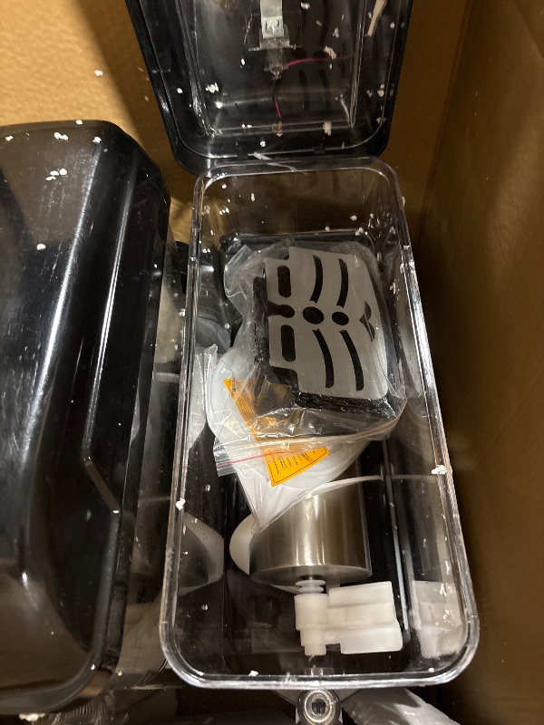Photo 1 of **item does look to be possibly used**
24L/6.4 Gal Commercial Slushy Machine, Frozen Drink Margarita Machine Smoothie Slushie Maker, Self-Cleaning, 700W Stainless Steel Slushy Machine for Homes, Coffee Shops, Restaurants, Black