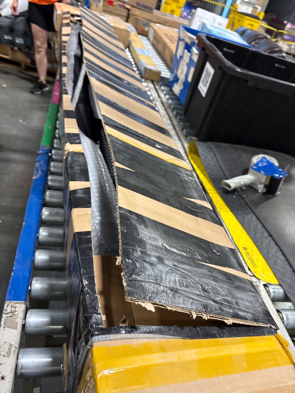 Photo 1 of ****same brand-may not match for truck compatibility**
OEDRO 6 inch Running Boards Compatible with 2019-2025 Chevy Silverado/GMC Sierra 1500 Crew Cab, 2020-2025 Silverado/Sierra 2500HD 3500HD, Bolt-on Paintable Side Steps, Powder Coated Black Nerf Bars