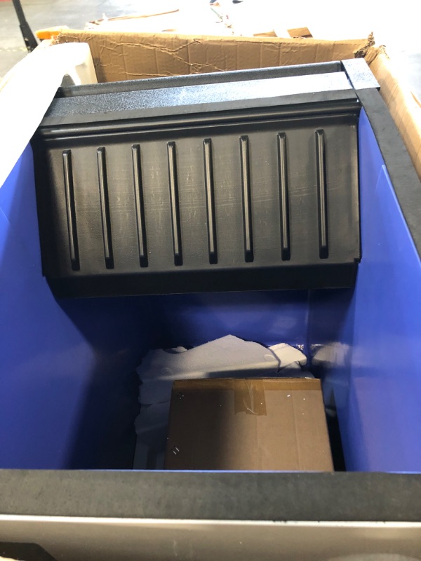 Photo 1 of VEVOR Commercial Ice Maker, 360LBS/24H Ice Making Machine with 330.7LBS Large Storage Bin, 700W Auto Self-Cleaning Ice Maker Machine with 3.5-inch LED Panel for Bar Cafe Restaurant Business*MISSING ICE MAKER PORSIONS AND ACCES. MISSING ADDITONAL BOX