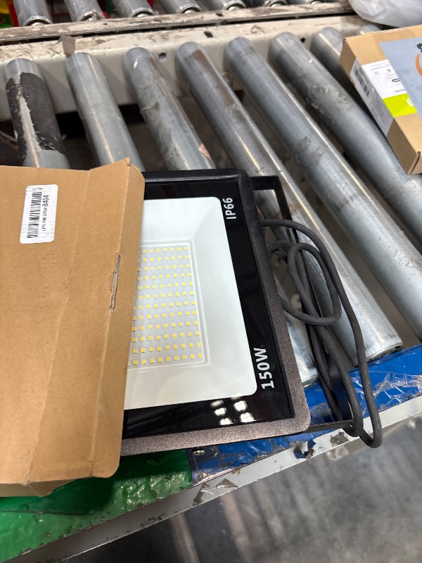 Photo 1 of **1 light only**
YANYCN 3 Pack 150W LED Flood Light Outdoor,Super Bright Exterior Security Light with Plug,IP66 Waterproof Flood Light, 15500LM 5000K Daylight White Floodlight for Yard, Garden,Basketball Court, Arena