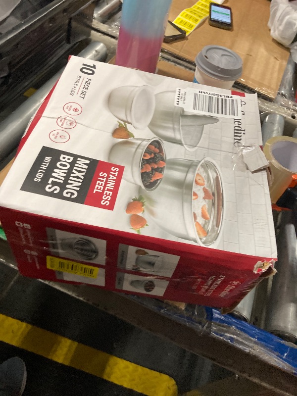 Photo 1 of *INCOMPLETE SET AND USED*Stainless Steel Mixing Bowls Set with Lids, Home Kitchen Cooking Essentials Household Must Haves for Baking, 5 Pieces,