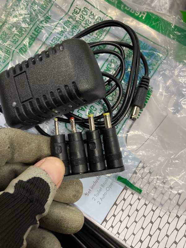 Photo 1 of 12v adapter charger 