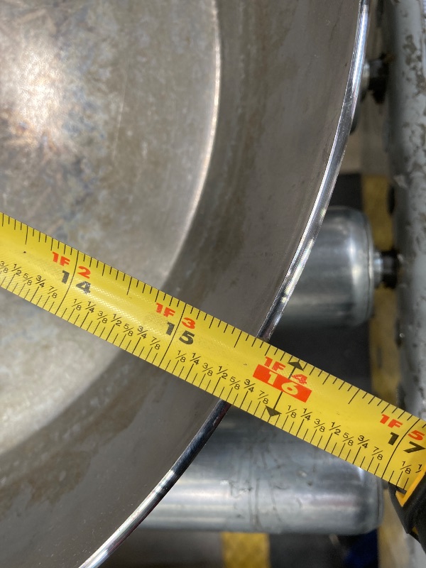 Photo 1 of Restaurantware 16" Fry Pan/ Large Skillet ***(ORIGINAL STOCK PHOTO NOT AVAILABLE, SOME SCUFFS/SCRATCHES, ADDITIONAL CLEANING NEEDED, NOT IN BOX, NO PACKAGING)***
