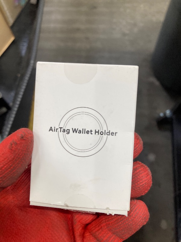 Photo 1 of air tag wallet holder
