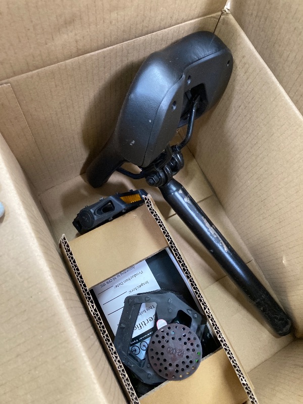 Photo 1 of ***Bike Parts Only*** Seat & Petals for UBesGoo 26" Lightweight Explorer Mountain Bike