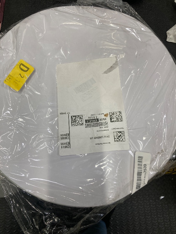 Photo 1 of 100 Pieces Sage Green Paper Place Mats Sage Round Disposable Table Mats Green Paper Doilies Decorative Placemats for Wedding Banquet Party Home Dining Tableware Decor