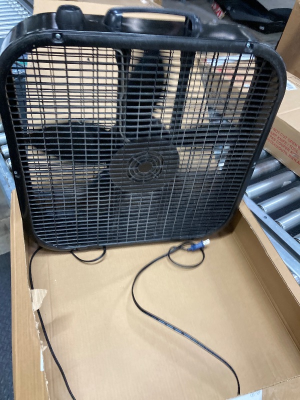 Photo 1 of ***used***Amazon Basics 3 Speed Box Fan, Indoor Electric Fan for Home Cooling, 5 Blades, Lightweight Design, 67 Watts, 20-Inch, Black, 6.8"D x 20.86"W x 21.33"H