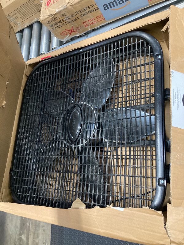 Photo 1 of ***used***Amazon Basics 3 Speed Box Fan, Indoor Electric Fan for Home Cooling, 5 Blades, Lightweight Design, 67 Watts, 20-Inch, Black, 6.8"D x 20.86"W x 21.33"H