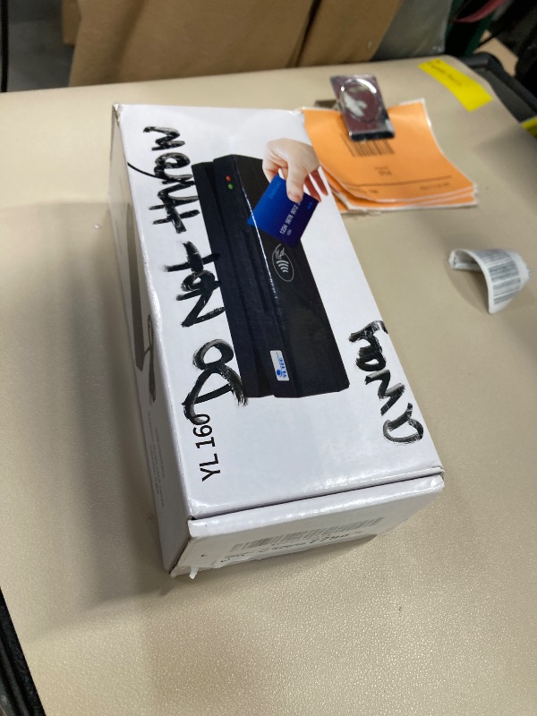 Photo 1 of Qicarwow USB 4 in 1 Multifunctional Magnetic Card Reader Support Read and Write contactless Cards, chip Cards, PSAM Cards only for Professional Person, Plug and Play