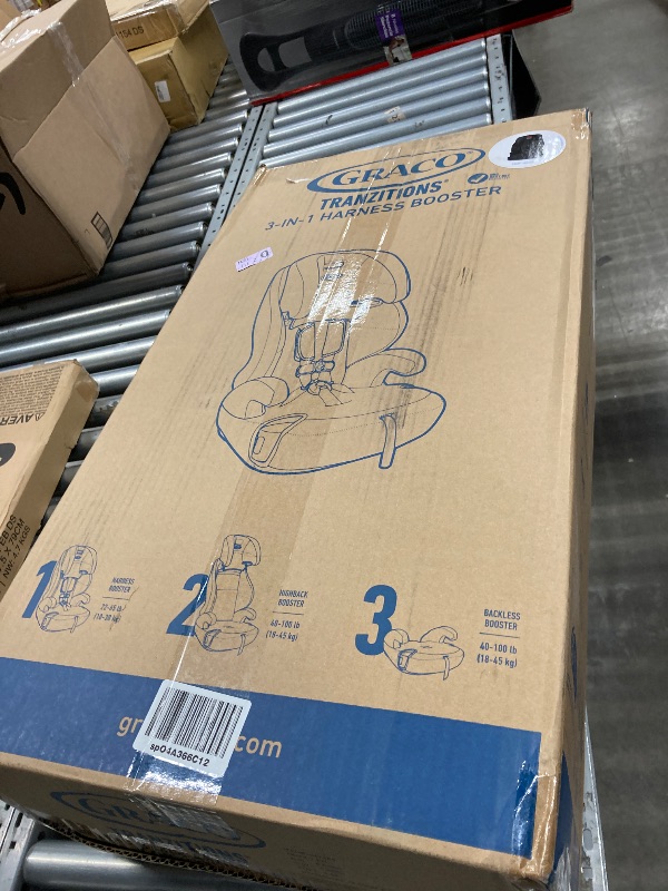 Photo 1 of 
Graco Tranzitions 3-in-1 Harness Booster Car Seat, Forward Facing Car Seat, Highback, to Backless Booster, Black