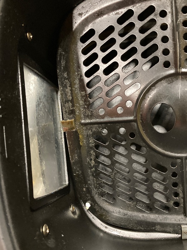 Photo 1 of ***(USED CONDITION-CLEANING REQUIRED)*** SELLING AS IS ***
dow, XL 8.5QT Large Airfryer, 8-in-1 Digital Control, 400°F Temp Controls, Nonstick Dishwasher-Safe, Space-Saving, Roast, Broil, 1500W