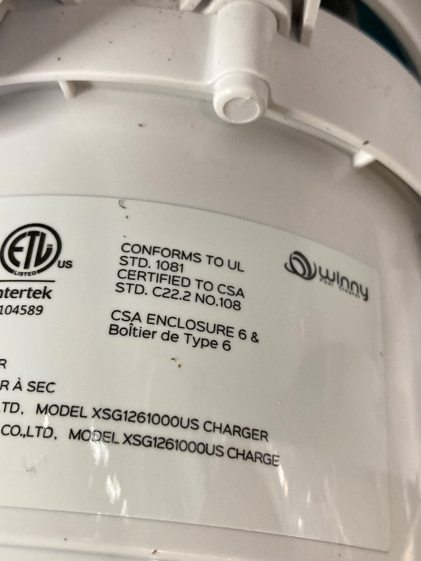 Photo 1 of (2025 Upgrade) Cordless Robotic Pool Cleaner, Winny Pool Cleaner Automatic Pool Vacuum with Dual Filters, 80 Mins Runtime, Ideal for Flat Above Pools up to 645 Sq.ft (White and Green)
