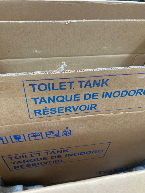 Photo 1 of ***(ONE PIECE TANK ONLY)***SELLING AS PARTS ONLY***
TOTO Drake WASHLET TANK ONLY Cotton White - MW7763074CEG#01
