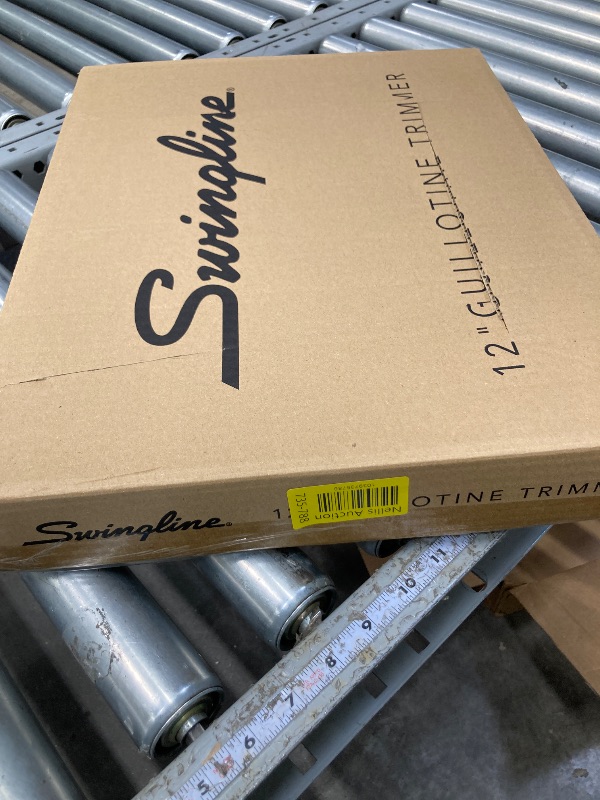 Photo 1 of ***The color may vary****
Swingline ClassicCut Lite 10-Sheet Paper Trimmer TRIMMER,12",ECONOMY,GY WCC78RG (Pack of 2)