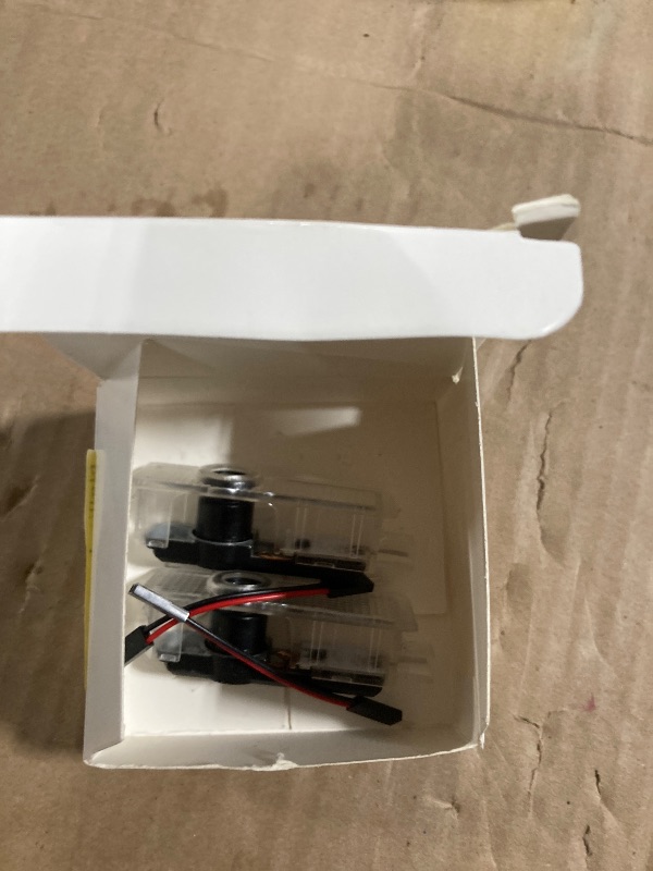 Photo 1 of 2 Pcs car LED Door Lights Projector car Logo Compatible with Range Rover 2010-2024 Model White Light Projection Door Lights Logo Projector