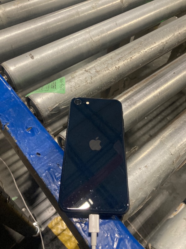 Photo 1 of ***Only phone***
Apple iPhone SE 3rd Gen, 64GB, Midnight - Unlocked (Renewed Premium)