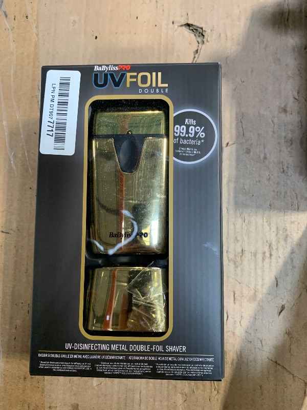 Photo 1 of ** WITHOUT CHARGER*** Gold UV-Disinfecting Double Foil Shaver