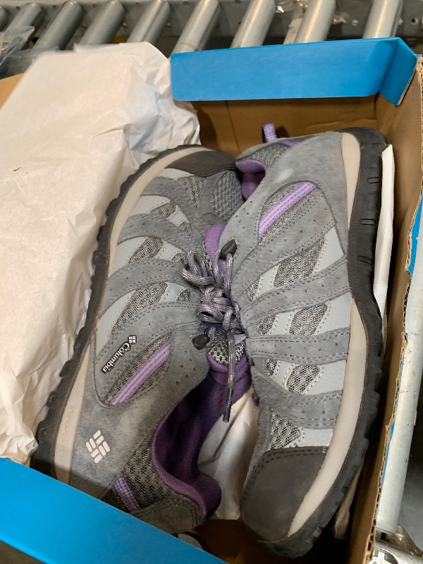 Photo 1 of **VERY USED**Columbia Women's Redmond, Graphite/Dusty Iris, 12